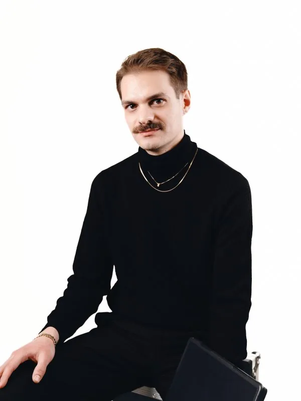Justin, wedding DJ at VARA DJs
