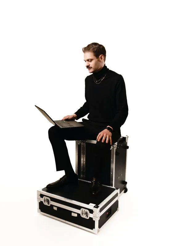 Justin, wedding DJ at VARA DJs